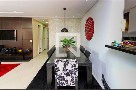 Sala de apartamento à venda com 3 quartos, 113m² em Vila Canero, São Paulo