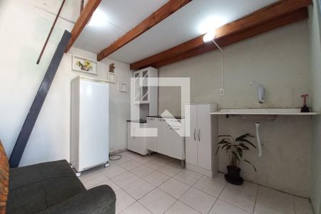 Sala e Cozinha  de casa para alugar com 1 quarto, 29m² em Jardim Santa Lúcia, Campinas
