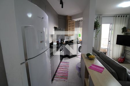 Sala / Cozinha / Área de Serviço de apartamento para alugar com 2 quartos, 50m² em Parque Novo Mundo, São Paulo