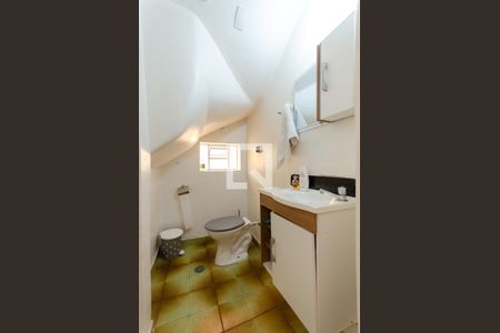 Casa à venda com 105m², 3 quartos e 2 vagas Casa à venda com 105m², 3 quartos e 2 vagasLavabo