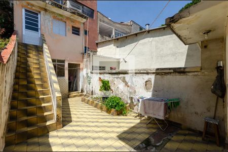 Casa à venda com 105m², 3 quartos e 2 vagas Casa à venda com 105m², 3 quartos e 2 vagasQuintal