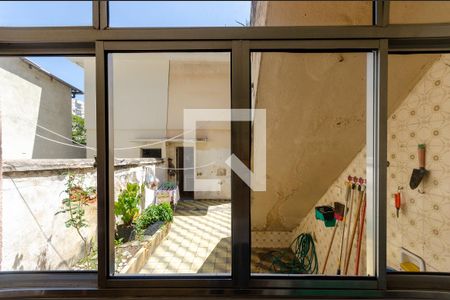 Casa à venda com 105m², 3 quartos e 2 vagas Casa à venda com 105m², 3 quartos e 2 vagasÁrea de Serviço