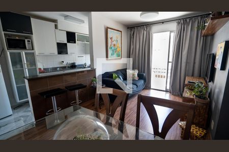 Sala de apartamento à venda com 2 quartos, 62m² em Centro, Niterói