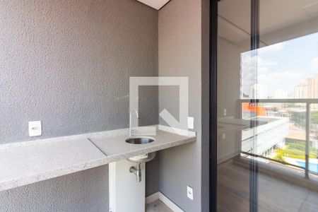 Sacada de apartamento para alugar com 1 quarto, 35m² em Km 18, Osasco