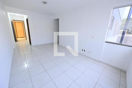 Sala de apartamento para alugar com 3 quartos, 74m² em Jardim Santo Antônio, Aparecida de Goiânia