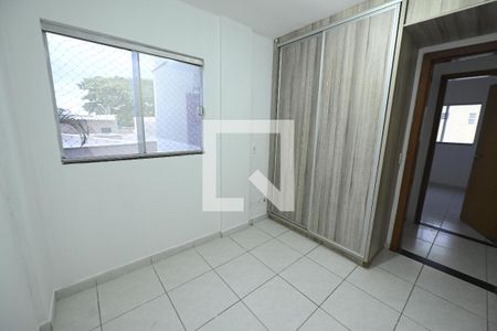 Quarto 1 de apartamento para alugar com 3 quartos, 74m² em Jardim Santo Antônio, Aparecida de Goiânia