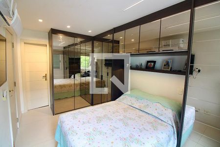 Suíte de apartamento à venda com 2 quartos, 80m² em Barra da Tijuca, Rio de Janeiro