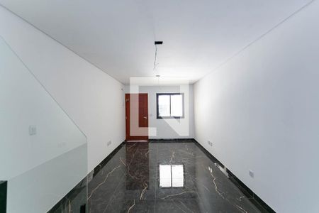 Sala de casa à venda com 3 quartos, 128m² em Vila Nhocune, São Paulo