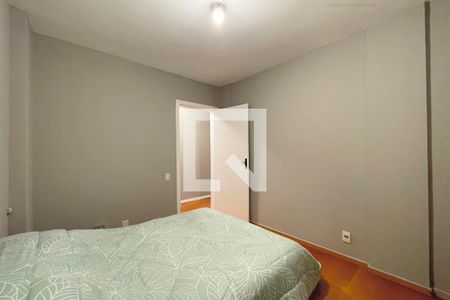 Quarto 1 de apartamento para alugar com 3 quartos, 90m² em Santa Maria Goretti, Porto Alegre