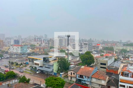 Vista da Sala de apartamento para alugar com 3 quartos, 90m² em Santa Maria Goretti, Porto Alegre
