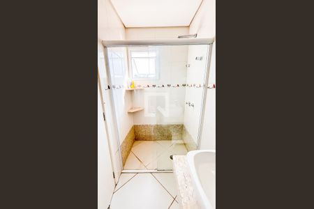 Casa à venda com 225m², 3 quartos e 5 vagas Casa à venda com 225m², 3 quartos e 5 vagasBanheiro da Suíte 3