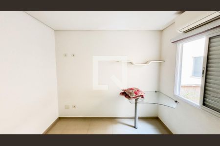 Casa à venda com 225m², 3 quartos e 5 vagas Casa à venda com 225m², 3 quartos e 5 vagasSuite 2