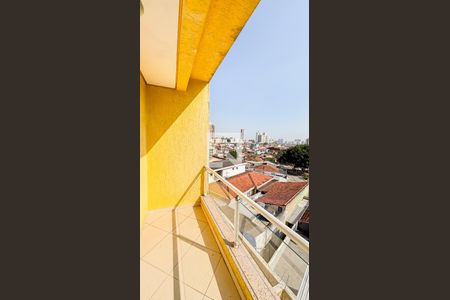 Casa à venda com 225m², 3 quartos e 5 vagas Casa à venda com 225m², 3 quartos e 5 vagasVaranda da Suíte 3