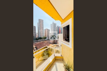 Casa à venda com 225m², 3 quartos e 5 vagas Casa à venda com 225m², 3 quartos e 5 vagasCozinha Varanda