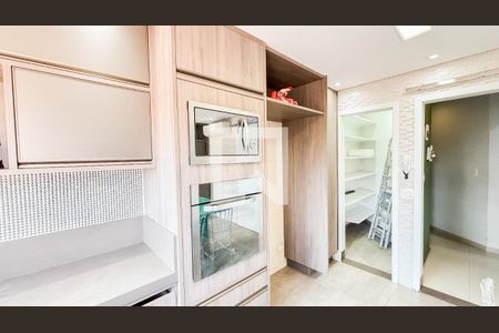 Casa à venda com 225m², 3 quartos e 5 vagas Casa à venda com 225m², 3 quartos e 5 vagasCozinha