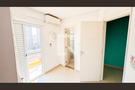 Casa à venda com 225m², 3 quartos e 5 vagas Casa à venda com 225m², 3 quartos e 5 vagasSuíte 3