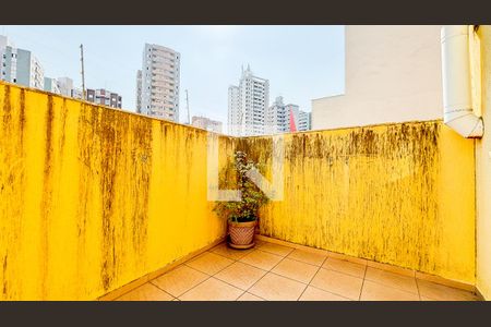 Casa à venda com 225m², 3 quartos e 5 vagas Casa à venda com 225m², 3 quartos e 5 vagasQuintal