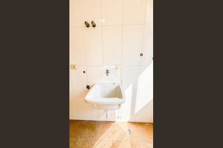 Casa à venda com 225m², 3 quartos e 5 vagas Casa à venda com 225m², 3 quartos e 5 vagasÁrea de Serviço