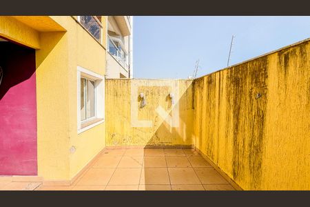 Casa à venda com 225m², 3 quartos e 5 vagas Casa à venda com 225m², 3 quartos e 5 vagasQuintal