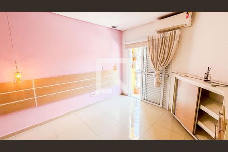 Casa à venda com 225m², 3 quartos e 5 vagas Casa à venda com 225m², 3 quartos e 5 vagasSuite 1