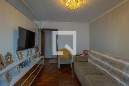 Sala de TV de casa à venda com 4 quartos, 247m² em São Luís, Canoas