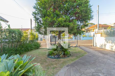 Casa à venda com 247m², 4 quartos e 4 vagas Casa à venda com 247m², 4 quartos e 4 vagasJardim