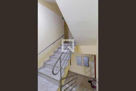 Apartamento à venda com 18m², 1 quarto e sem vaga Apartamento à venda com 18m², 1 quarto e sem vagaÁrea Comum - Escada