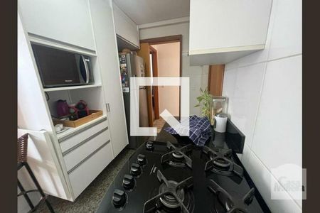 Apartamento à venda com 190m², 4 quartos e 3 vagas Apartamento à venda com 190m², 4 quartos e 3 vagasCozinha