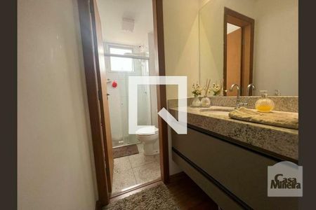 Apartamento à venda com 190m², 4 quartos e 3 vagas Apartamento à venda com 190m², 4 quartos e 3 vagasBanheiro