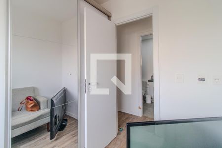 Quarto 1 de apartamento à venda com 2 quartos, 57m² em Santana, Porto Alegre