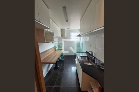 Cozinha de apartamento à venda com 2 quartos, 85m² em Sion, Belo Horizonte