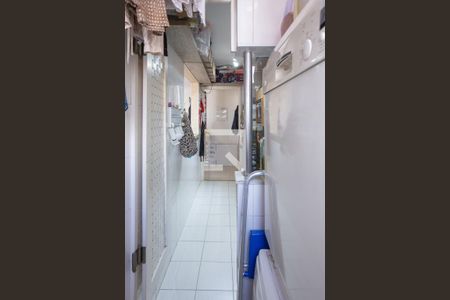 Apartamento à venda com 64m², 2 quartos e 1 vaga Apartamento à venda com 64m², 2 quartos e 1 vagaDetalhe da área de serviço