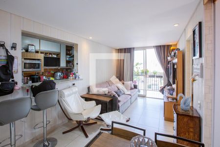 Apartamento à venda com 64m², 2 quartos e 1 vaga Apartamento à venda com 64m², 2 quartos e 1 vagaSala