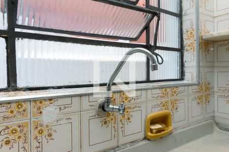 Casa para alugar com 150m², 2 quartos e 1 vaga Casa para alugar com 150m², 2 quartos e 1 vagaCozinha - Torneira