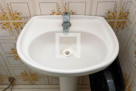 Casa para alugar com 150m², 2 quartos e 1 vaga Casa para alugar com 150m², 2 quartos e 1 vagaBanheiro