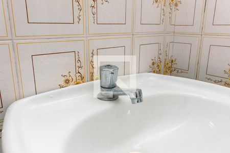 Casa para alugar com 150m², 2 quartos e 1 vaga Casa para alugar com 150m², 2 quartos e 1 vagaBanheiro - torneira