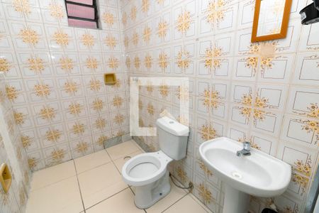 Casa para alugar com 150m², 2 quartos e 1 vaga Casa para alugar com 150m², 2 quartos e 1 vagaBanheiro