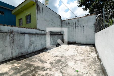 Casa para alugar com 150m², 2 quartos e 1 vaga Casa para alugar com 150m², 2 quartos e 1 vagaQuintal