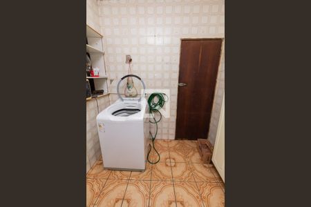 Casa à venda com 300m², 5 quartos e 3 vagasÁrea de Serviço