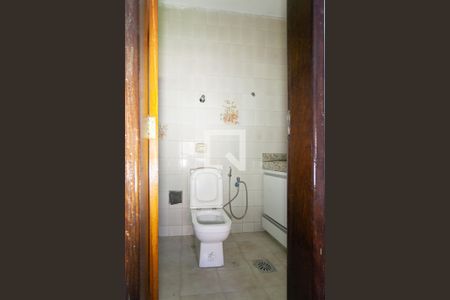 Casa para alugar com 360m², 3 quartos e 2 vagasBanheiro da Suíte