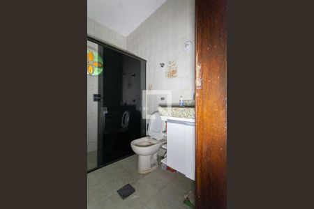 Casa para alugar com 360m², 3 quartos e 2 vagasBanheiro Social