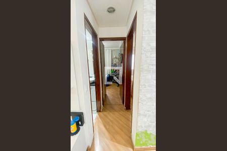 Corredor de apartamento à venda com 2 quartos, 50m² em Cidade São Jorge, Santo André
