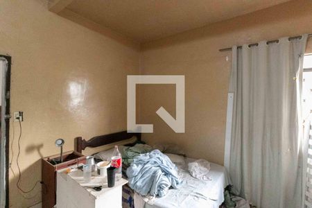 Casa à venda com 360m², 3 quartos e 4 vagas Casa à venda com 360m², 3 quartos e 4 vagasQuarto 1