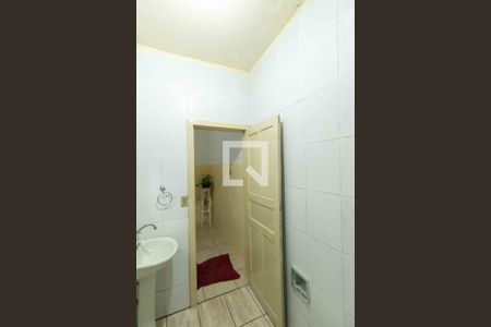 Casa à venda com 360m², 3 quartos e 4 vagas Casa à venda com 360m², 3 quartos e 4 vagasBanheiro