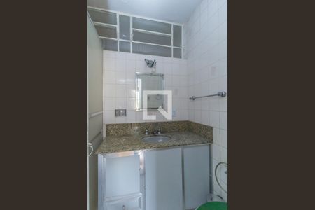 Banheiro de apartamento à venda com 3 quartos, 135m² em Funcionários, Belo Horizonte