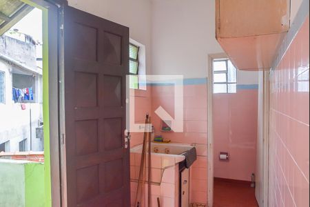 Casa à venda com 280m², 3 quartos e 2 vagas Casa à venda com 280m², 3 quartos e 2 vagasÁrea de Serviço