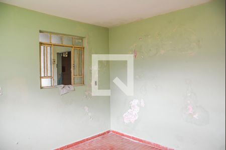 Casa à venda com 280m², 3 quartos e 2 vagas Casa à venda com 280m², 3 quartos e 2 vagasEdícula