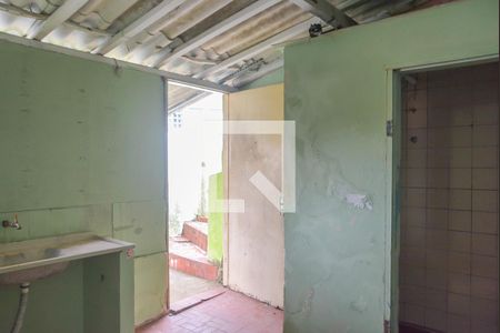 Casa à venda com 280m², 3 quartos e 2 vagas Casa à venda com 280m², 3 quartos e 2 vagasEdícula