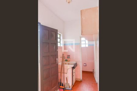 Casa à venda com 280m², 3 quartos e 2 vagas Casa à venda com 280m², 3 quartos e 2 vagasÁrea de Serviço