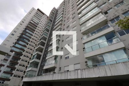 Apartamento para alugar com 55m², 2 quartos e 1 vaga Apartamento para alugar com 55m², 2 quartos e 1 vagaFachada